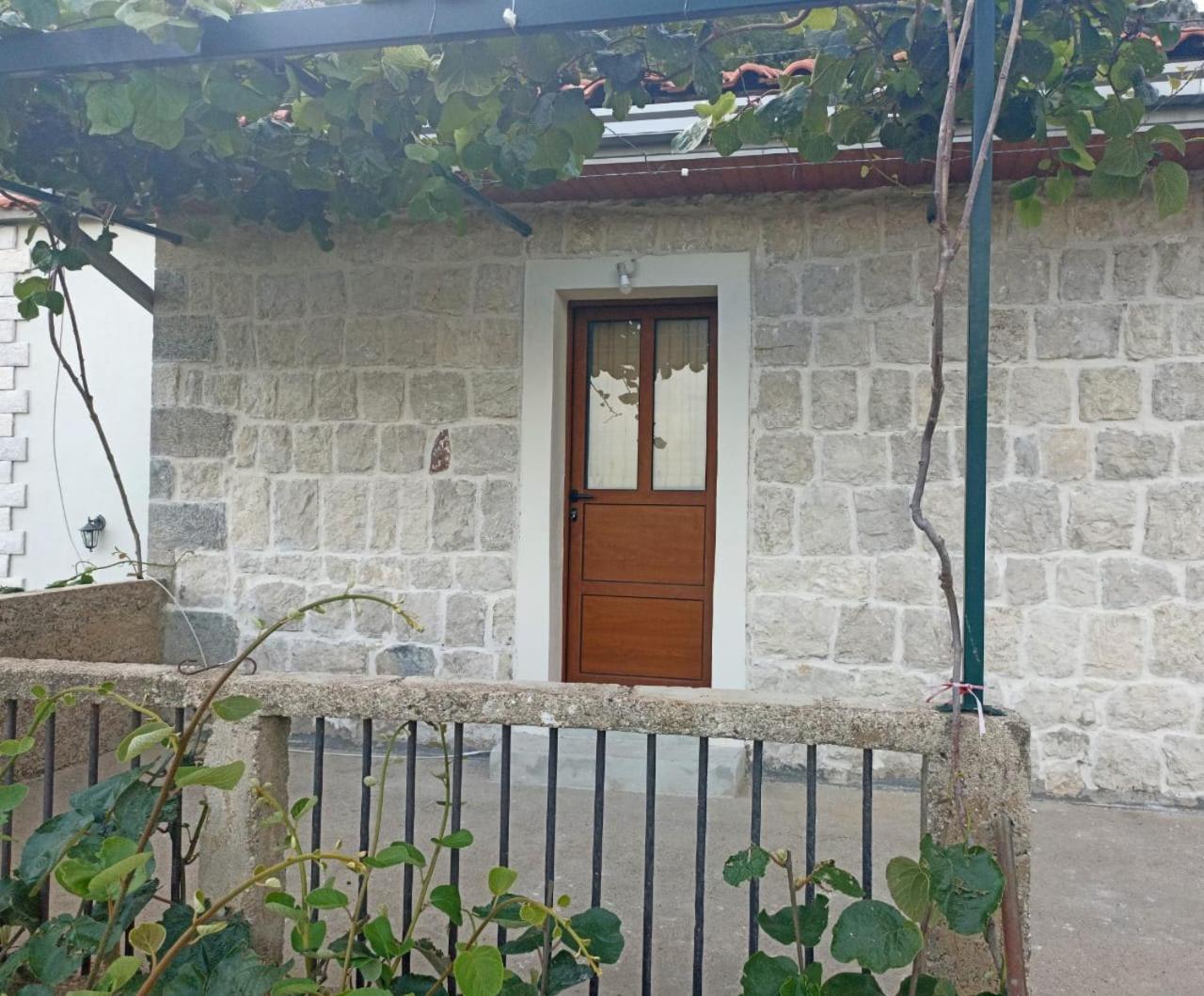 Villa Rustic Stone House à Bar Extérieur photo